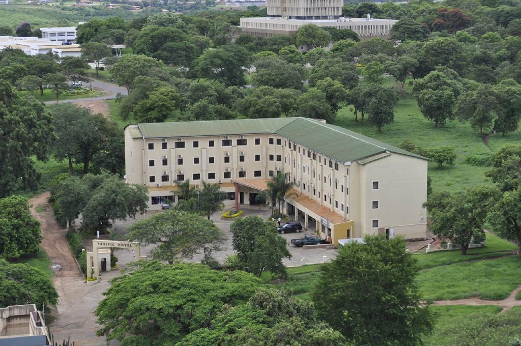 Pacific Bed & Breakfast Lilongwe Bagian luar foto